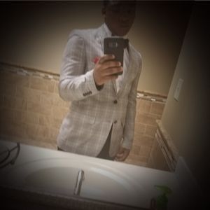 Meet your Posher, Merquan